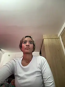 megan collins96 online show from 27, 5, 2026