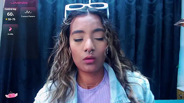 megan collins96 online show from 11, 3, 2025