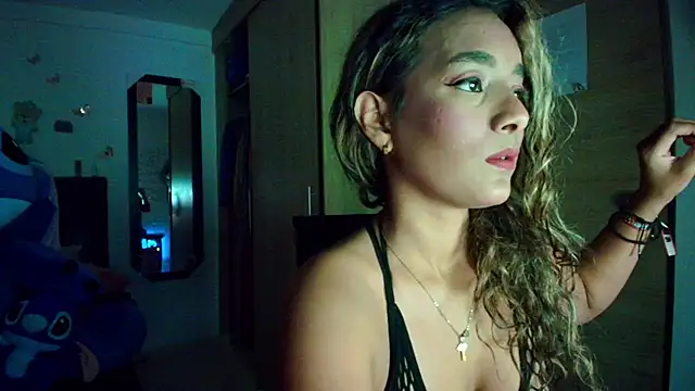 megan collins96 online show from 20, 4, 2026