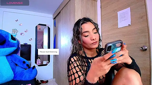megan collins96 online show from 21, 6, 2026