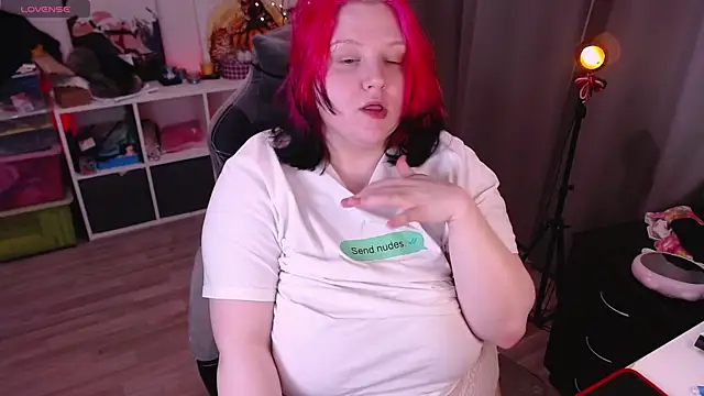 lissamuff online show from 9, 3, 2025