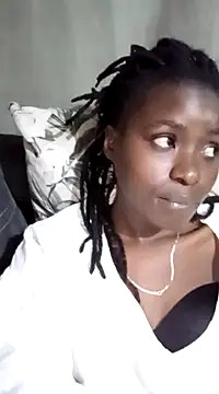 lauraporsi online show from 18, 2, 2025