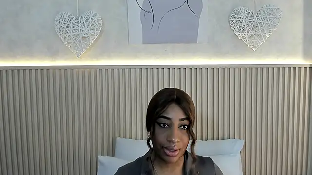 charlottebrowns  online show from 29, 11, 2025