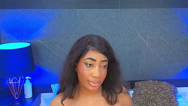 charlottebrowns  online show from 18, 3, 2025