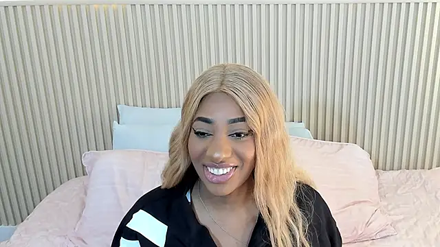 Snapshot of charlottebrowns_ chatting on 27, 2, 2026 charlottebrowns online show from 27, 2, 2026