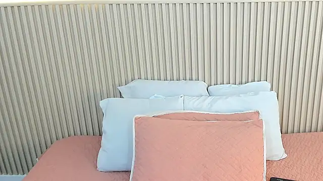 charlottebrowns  online show from 18, 9, 2025