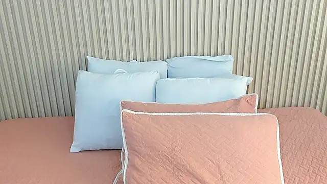 charlottebrowns  online show from 11, 11, 2025