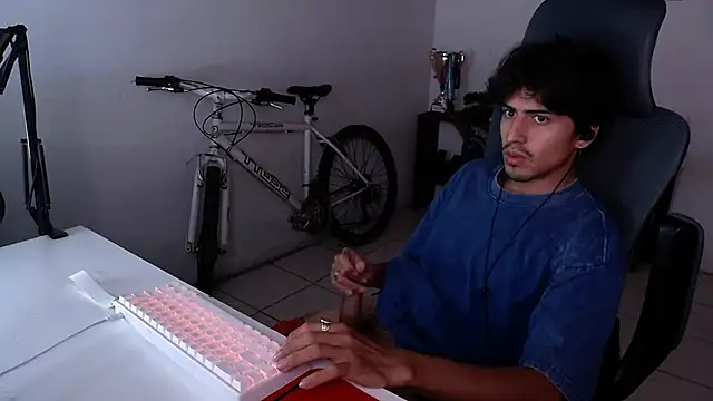 Thieves9 online show from 10, 11, 2025