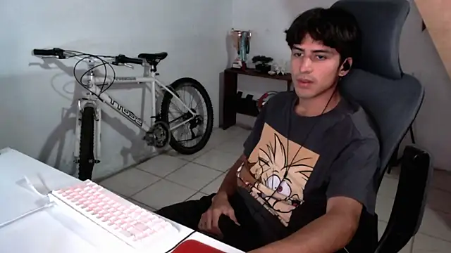 Thieves9 online show from 4, 10, 2025