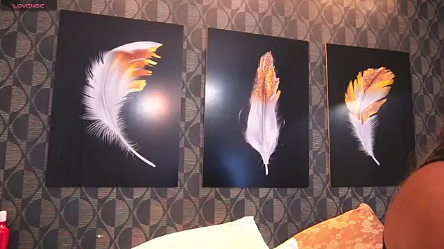 SharomRoss online show from 15, 9, 2025