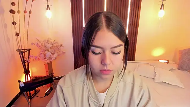 ArianaBaker online show from 29, 4, 2026