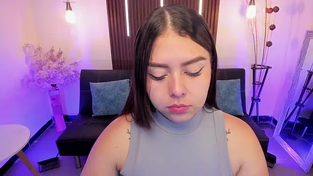 ArianaBaker online show from 15, 1, 2026