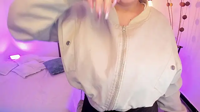 ArianaBaker online show from 5, 5, 2026