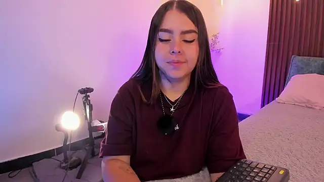 ArianaBaker online show from 13, 2, 2026