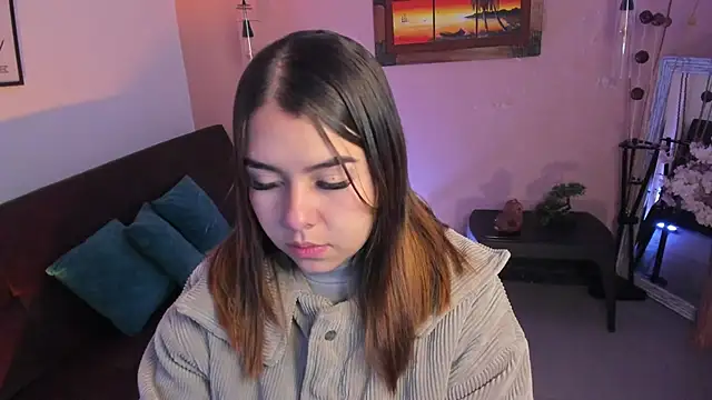 ArianaBaker online show from 17, 11, 2025