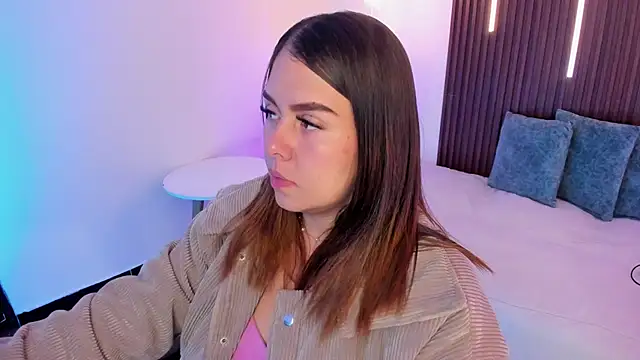 ArianaBaker online show from 16, 12, 2025