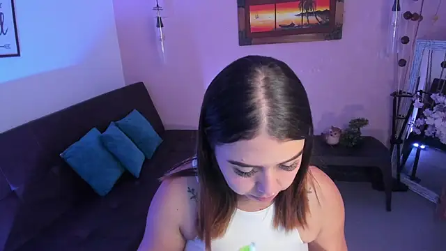 ArianaBaker online show from 19, 11, 2025