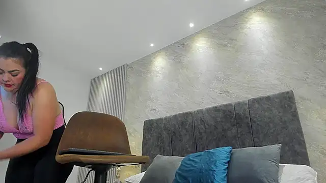 lola  sweetx online show from 8, 11, 2025