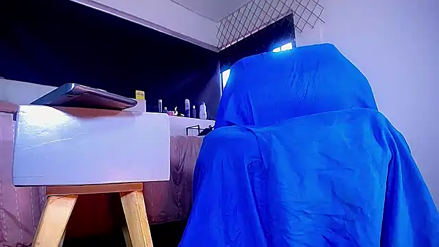 bellatrixx 69 online show from 10, 11, 2025