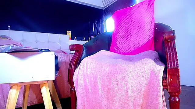 bellatrixx 69 online show from 24, 9, 2025