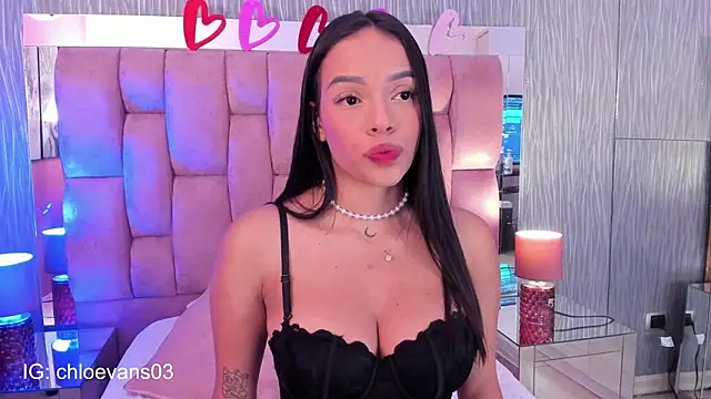 Snapshot of Chloe_evans__ chatting on 27, 9, 2025 Chloe evans online show from 27, 9, 2025