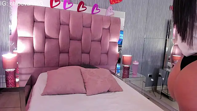 Snapshot of Chloe_evans__ chatting on 7, 10, 2025 Chloe evans online show from 7, 10, 2025