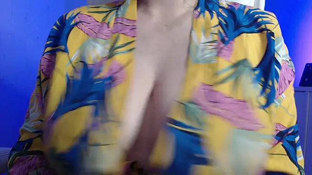 missdaniels online show from 5, 2, 2025