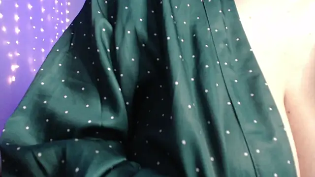 missdaniels online show from 28, 2, 2025