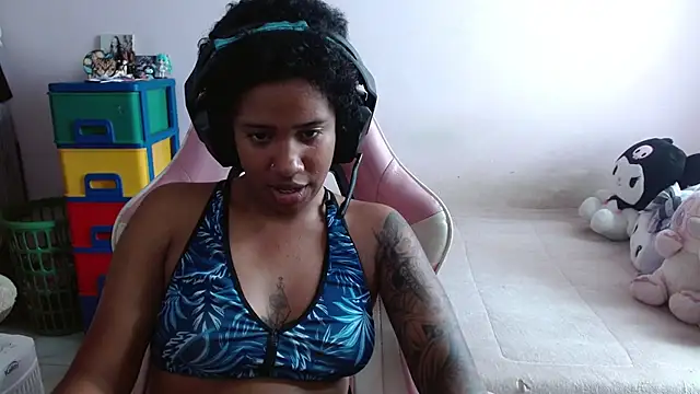 TiffanyRoouse online show from 1, 11, 2025