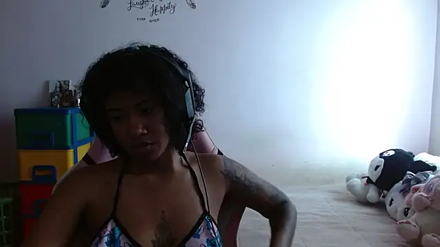 TiffanyRoouse online show from 9, 10, 2025