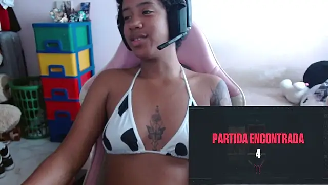 TiffanyRoouse online show from 20, 11, 2025