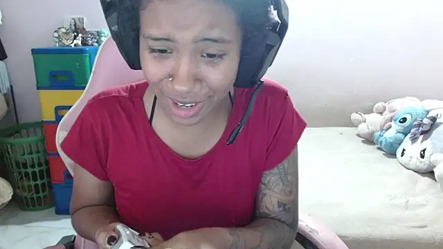 TiffanyRoouse online show from 29, 10, 2025