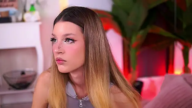 EvaWarenn online show from 23, 10, 2025