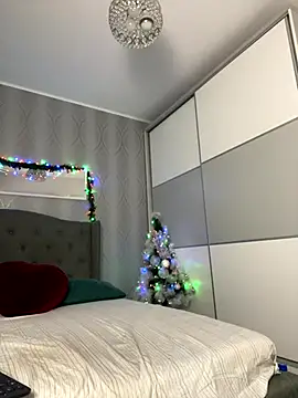 Snapshot of _adelle chatting on 18, 12, 2025 adelle online show from 18, 12, 2025