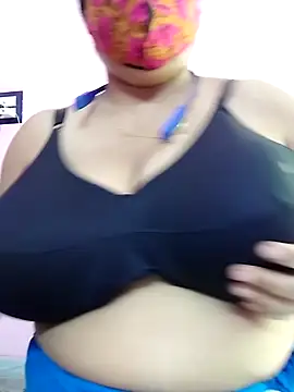 Snapshot of Kayra_34 chatting on 30, 10, 2025 Kayra 34 online show from 30, 10, 2025