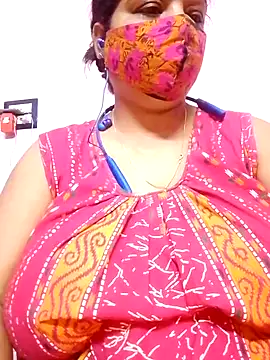 Snapshot of Kayra_34 chatting on 19, 12, 2025 Kayra 34 online show from 19, 12, 2025