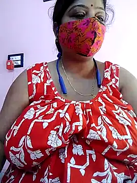 Snapshot of Kayra_34 chatting on 2, 12, 2025 Kayra 34 online show from 2, 12, 2025