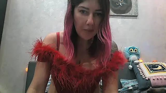 Snapshot of BlueXOwl chatting on 20, 10, 2025 BlueXOwl online show from 20, 10, 2025