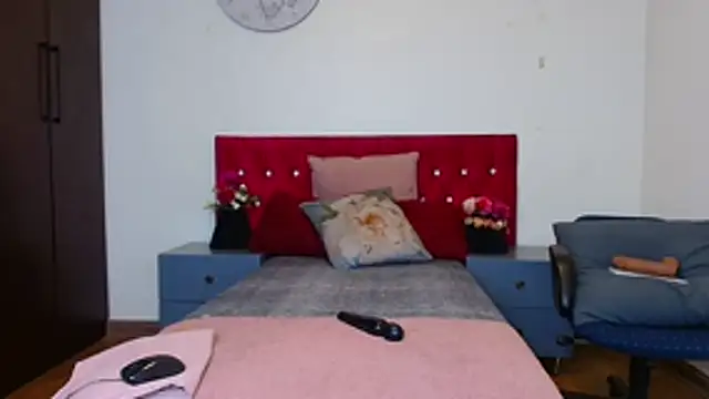 Snapshot of VeryGoodBadGirl1 chatting on 14, 7, 2026 VeryGoodBadGirl1 online show from 14, 7, 2026