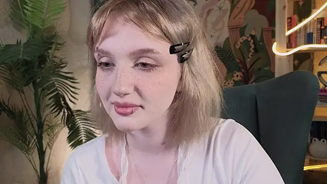 ELLIEJAY online show from 10, 4, 2026