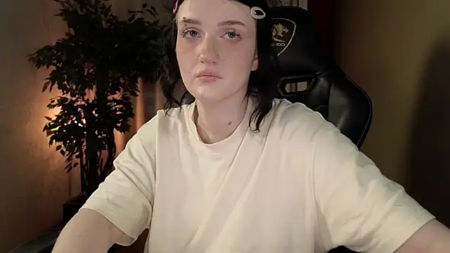 ELLIEJAY online show from 4, 10, 2025