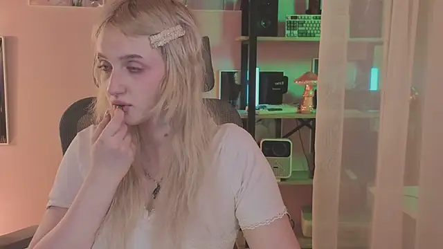 Snapshot of ELLIEJAY chatting on 17, 6, 2026 ELLIEJAY online show from 17, 6, 2026