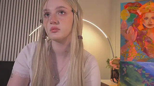 ELLIEJAY online show from 18, 4, 2026