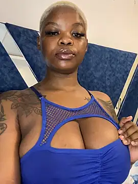 Snapshot of SexxyLunar chatting on 23, 5, 2026 SexxyLunar online show from 23, 5, 2026