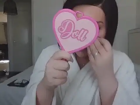 magical mia online show from 5, 3, 2025