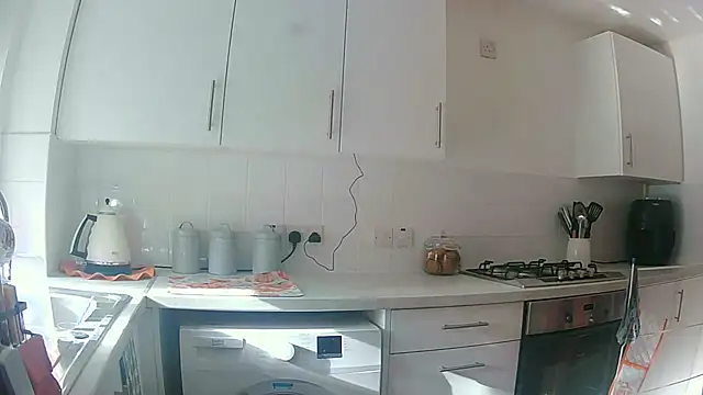 magical mia online show from 2, 11, 2025