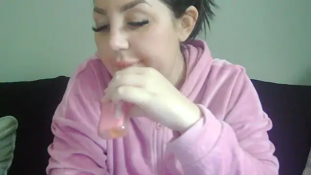 magical mia online show from 2, 10, 2025