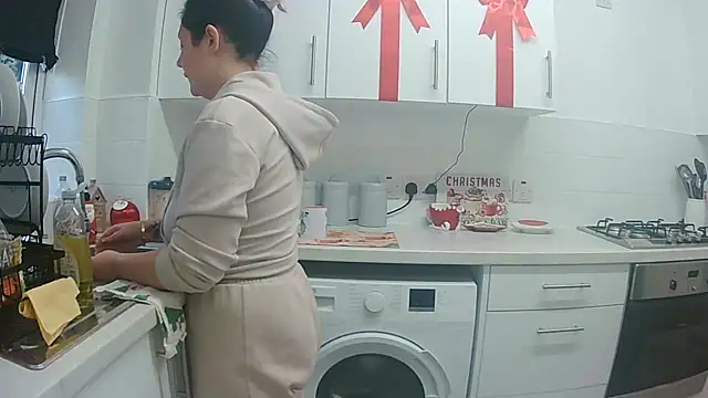 magical mia online show from 17, 12, 2025