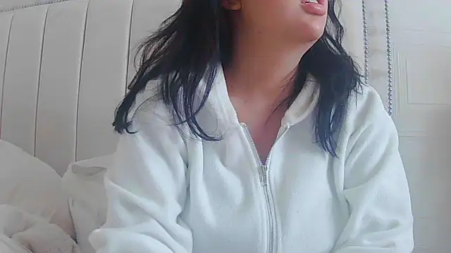 magical mia online show from 17, 11, 2025