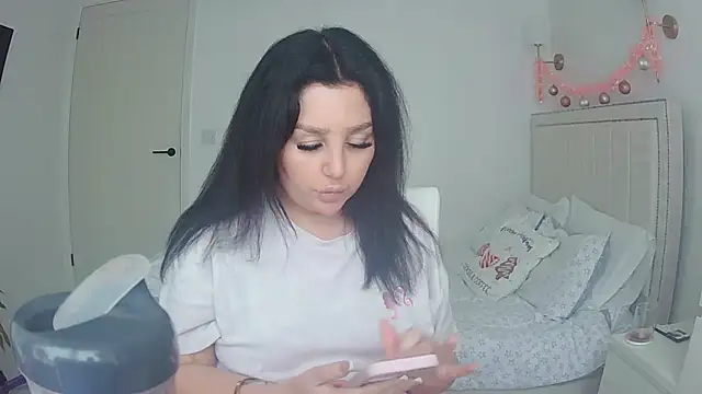 magical mia online show from 16, 12, 2025